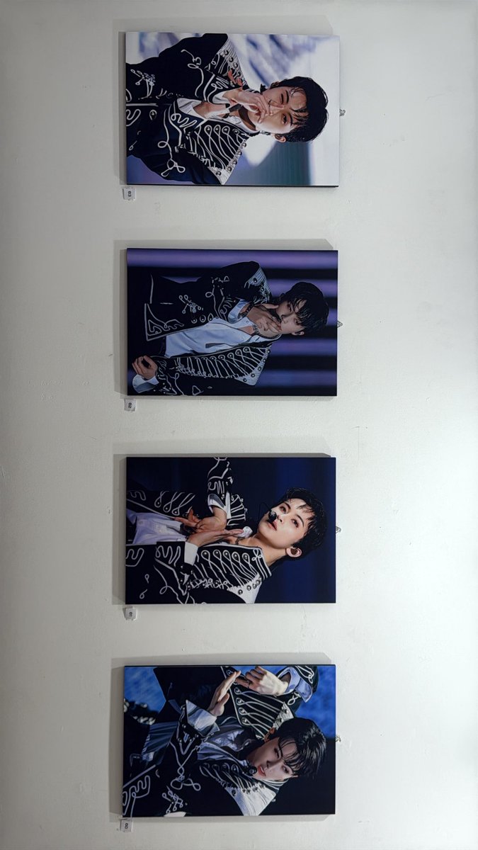 _mark_is_'s tweet photo. 마크가 사진에 담긴 모습처럼 늘 행복하길 💙

#8시2분_On_Air
#Gate82_for_flight_to_MARK https://t.co/cVWFRhSNhf