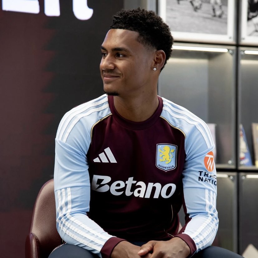 DeadlineDayLive's tweet photo. 🚨 If given encouragement, Newcastle are likely to make a move to sign Aston Villa’s Ollie Watkins. 

Talks are also ongoing over a deal to sign Brentford’s Yoane Wissa.

(Source: @CraigHope_DM) https://t.co/QRjbEc2XpF