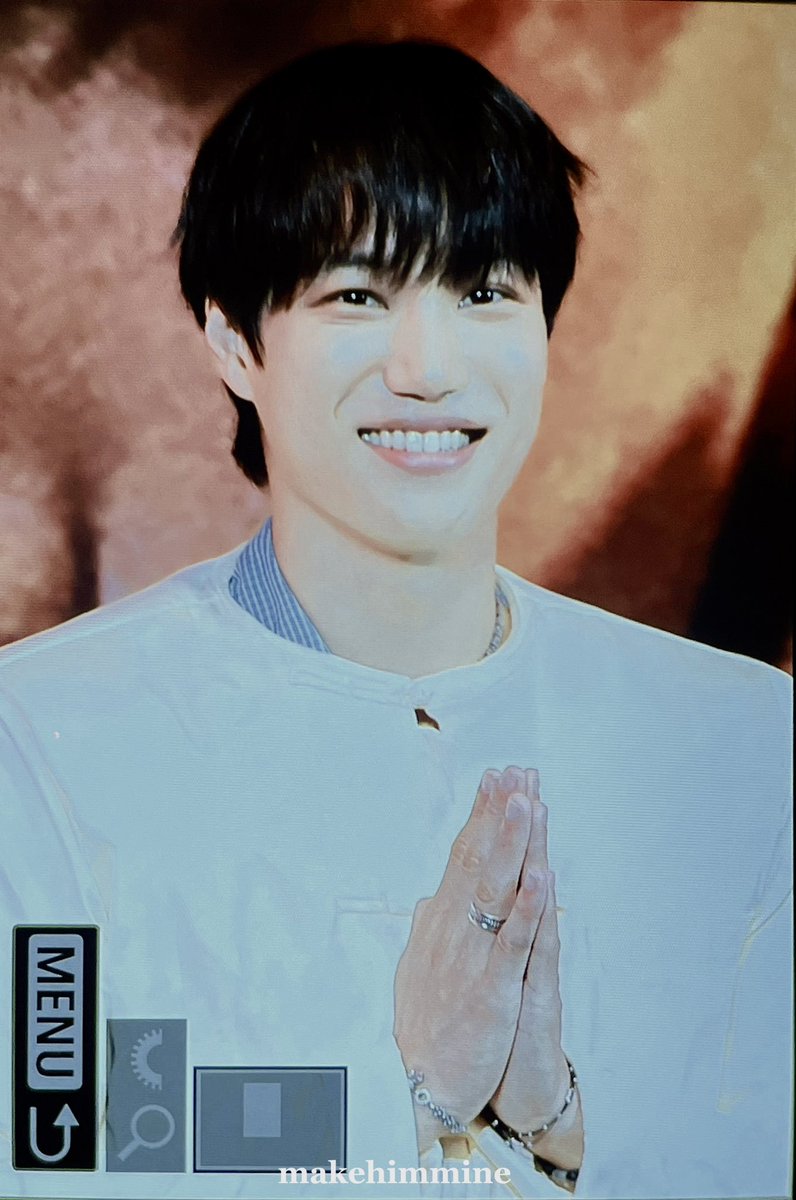 메이크👑 tweet media