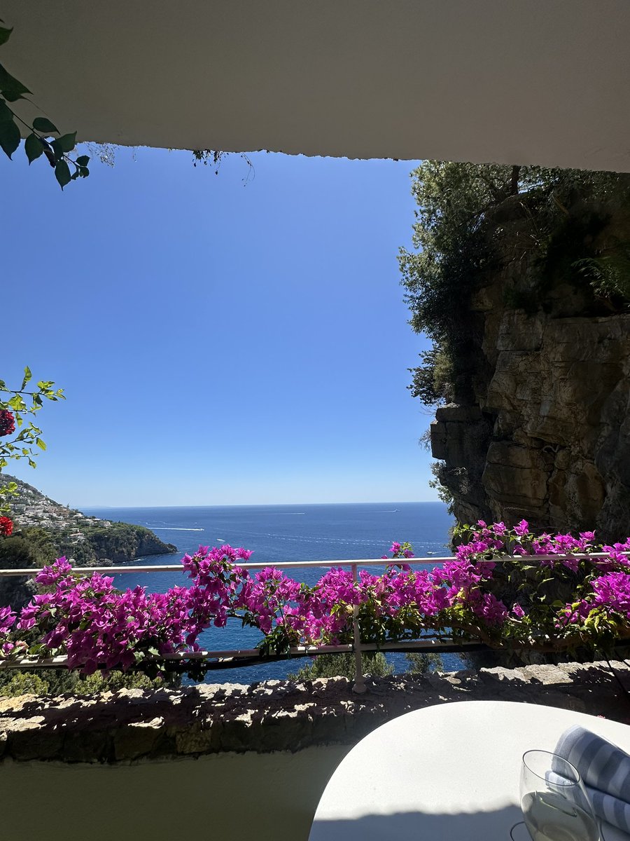 HalleBailey's tweet image. just wrapped my second film of the year 🎥 🥳my God is so good to me💕through every obstacle, every doubt, just keep going. thank you to the beautiful people of italy for making this another home for us🇮🇹❤️✨we will miss it so much