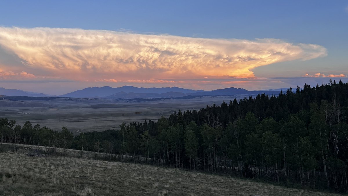 A stunning thunderstorm picture taken last evening near Fairplay, CO!  This storm was dumping heavy rain near Fort Morgan, CO. #cowx
