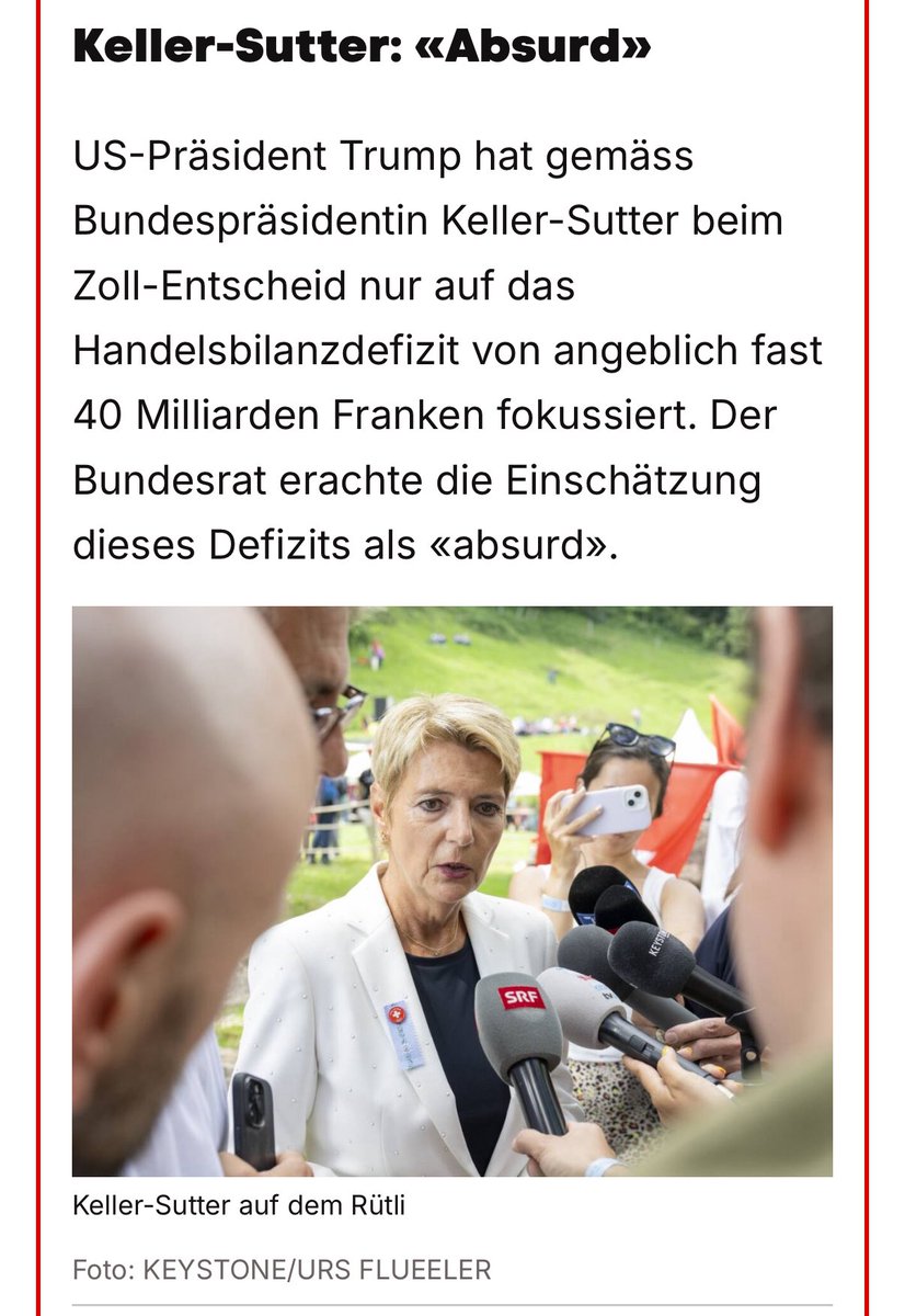 Handelsbilanzdefizit 

Die Schweiz hat 8,9 Millionen Einwohner, die USA über 330 Millionen. Es ist völlig unverhältnismässig und ökonomisch unsinnig, von einem so kleinen Land zu verlangen, dass es gleich viel importiert wie ein Weltimperium. Das ist, als würde man von einem Dorf