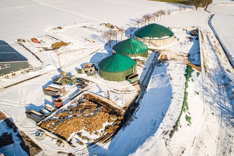 🔥 Planning ahead for winter? Think biogas.
Farms &amp; wastewater plants can cut energy costs by turning waste into clean fuel—but prep starts now.
Optimize with the right microbes &amp; nutrients before the cold hits.
🔗 ow.ly/THIq50Wxtwz 
#BiogasProduction #Bionetix #Cortec