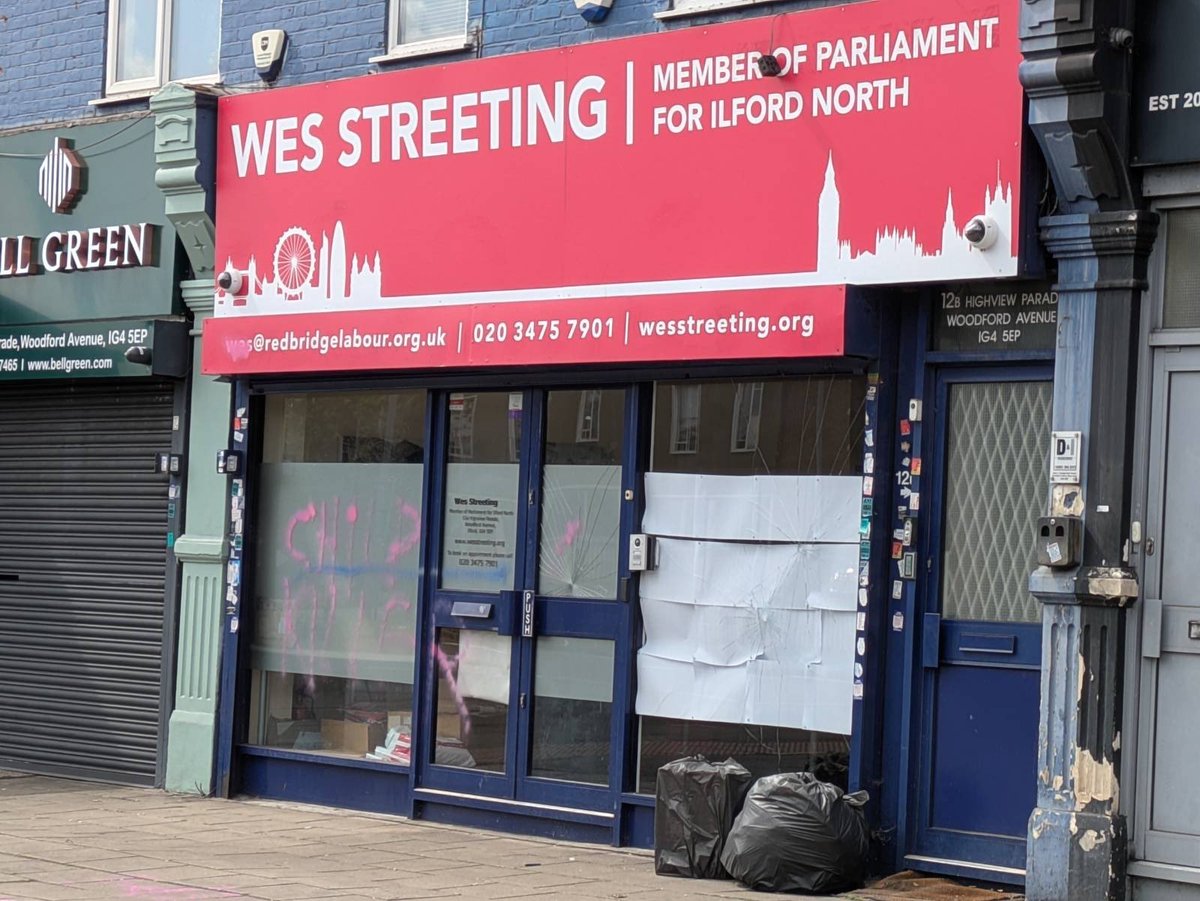 🚨 BREAKING | Wes Streeting's office has been smashed up by a trans group calling themselves BASH BACK.

The group smashed windows and painted "child killer" on the office in reference to deaths of trans youth. They say Labour is erasing trans people from public life.