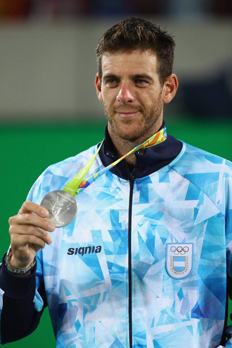 gonzaloferreyr's tweet photo. .@delpotrojuan: "Antes de ir a Río le dije a mi gente que era mi último torneo. Me tocó Djokovic y pensé: ‘Es una buena señal para retirarme’".

No habrá nadie igual. https://t.co/FgwGqqqUye