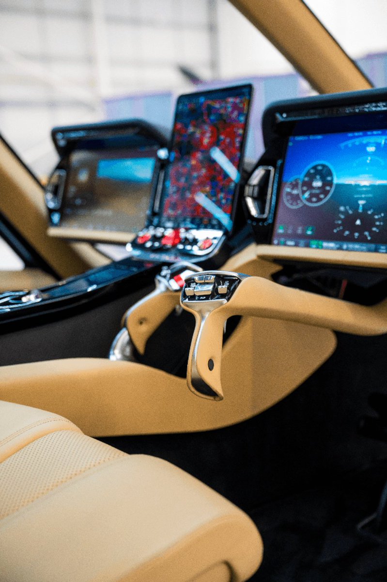 The elegance and design quality we have come to expect of a modern premium automotive digital display 🚁