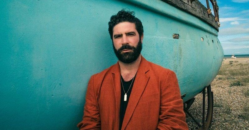 Yannis And The Yaw unveil live EP Onstage live4ever.uk.com/yannis-and-the…