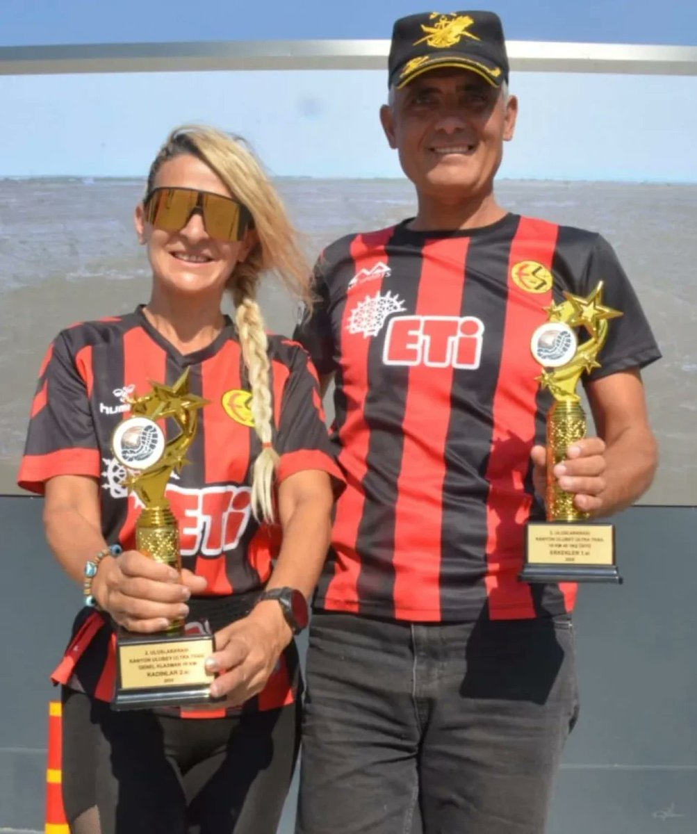 Eskişehirli Sporcular Zorlu Parkurdan Madalyayla Döndü

eskisehirdurum.com/eskisehir-gund…

#Derece #2.UluslararasıUlubeyKanyonuUltraTrailMaratonu #40YaşÜstüKategori