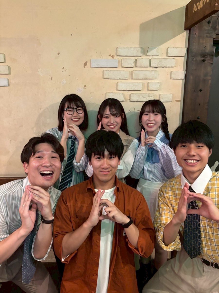 ✈️＝＝＝＝＝＝＝＝＝＝＝＝＝＝＝＝＝＝＝

                     ⋱出演報告☀️⋰

アカスピ関西2次3部、トップバッターで演奏いたしました！
貴重な時間をありがとうございました！！

       #アカスピ　#平成電波　#アカペラ
＝＝＝＝＝＝＝＝＝＝＝＝＝＝＝＝＝＝＝✈️