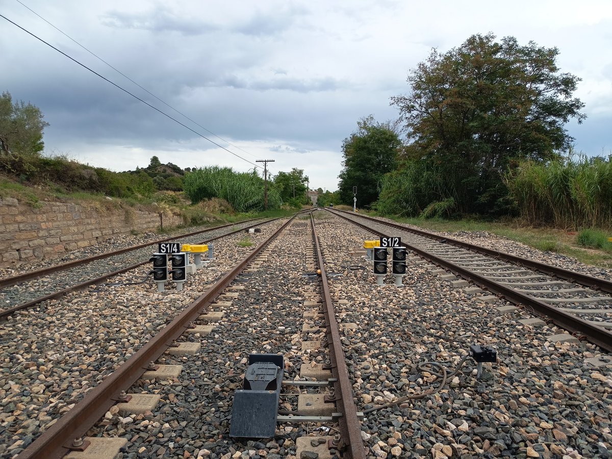 Hardacho (@hardacho) on Twitter photo Trabajos en la estación de #JericaViver #ADIF610 #CorredorMediterraneo nuevos cambios y señalización <a href="/Alffig/">Alfons Figueras</a> <a href="/ertiodelatiza/">Francisco Bonilla Torres</a> <a href="/Gusiluz18530458/">Gusiluz</a> <a href="/bicibaix/">bicibaix</a> <a href="/CR12300/">Carles Ripollés #Bondia</a> Trabajos en la estación de #JericaViver #ADIF610 #CorredorMediterraneo nuevos cambios y señalización <a href="/Alffig/">Alfons Figueras</a> <a href="/ertiodelatiza/">Francisco Bonilla Torres</a> <a href="/Gusiluz18530458/">Gusiluz</a> <a href="/bicibaix/">bicibaix</a> <a href="/CR12300/">Carles Ripollés #Bondia</a>