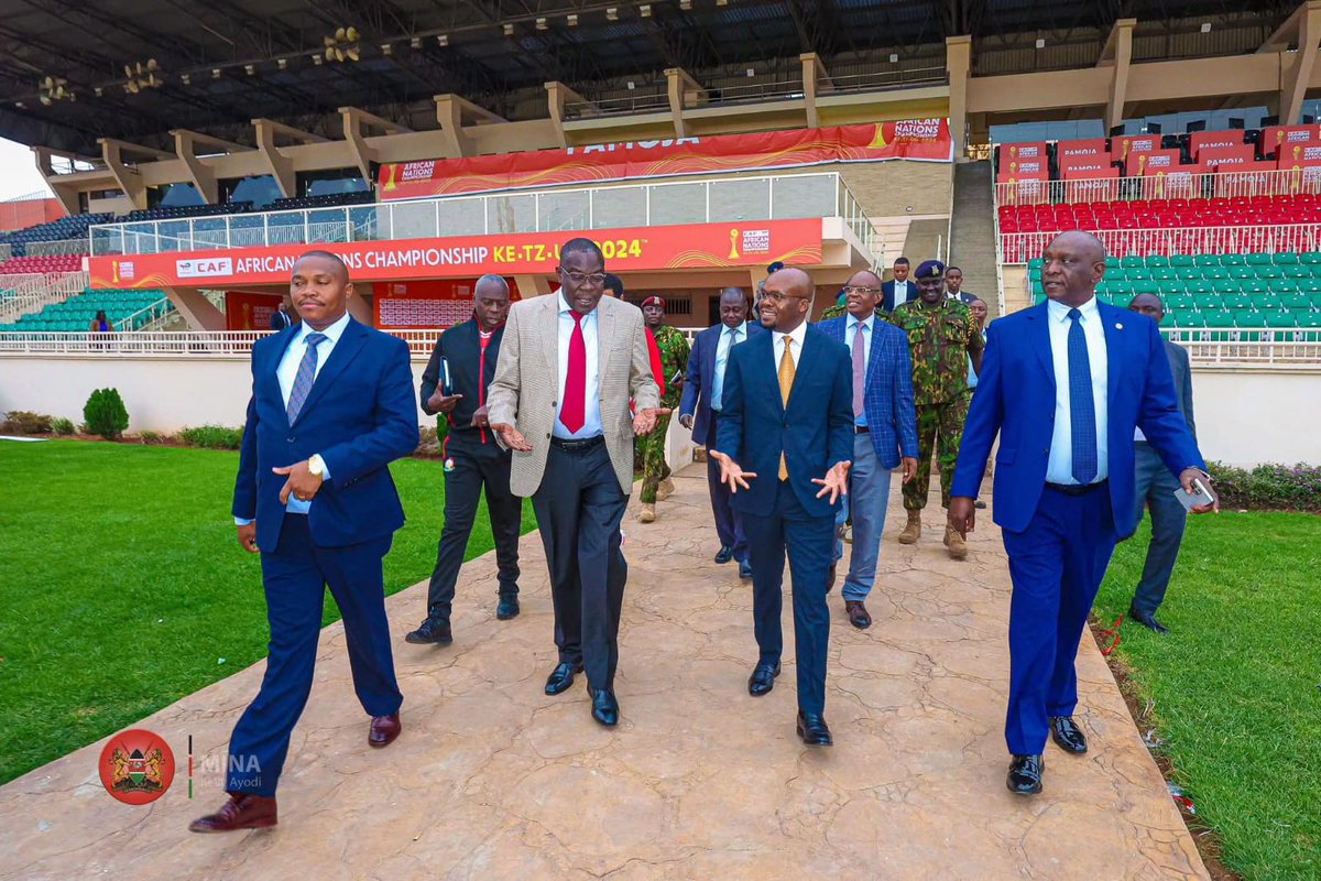 Her_agape's tweet photo. PS Raymond Omollo has led from the front.
Today, flanked by PS Elijah Mwangi (Sports) and IG Douglas Kanja, he conducted the final joint inspection of Nyayo & Kasarani ,the twin hearts of CHAN 2024.
Security. Traffic.Emergency plans. Kenya is ready.
#SecureTheGame #KasaraniRoars https://t.co/OaqKepkoRk