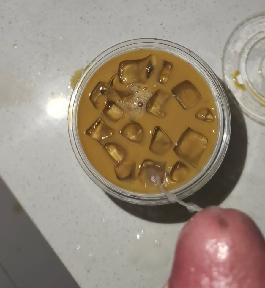 哈哈妹子有口福了