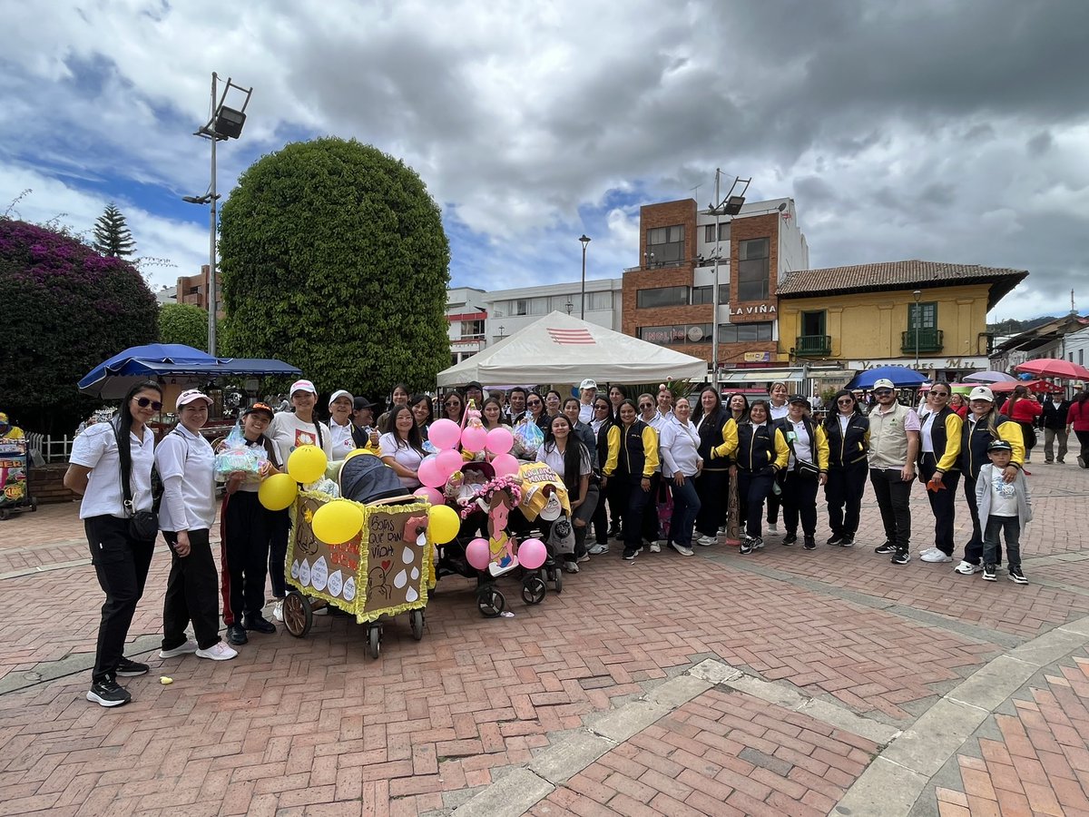 ChiquinquiraALC's tweet photo. Hoy iniciamos la Semana Mundial de la #LactanciaMaterna, una fecha que nos invita a reflexionar, sensibilizarnos y actuar para garantizar un derecho esencial de la infancia: el derecho a recibir el mejor alimento desde el primer día de vida.
#Lactatón
@Fundacion_Exito @GobBoyaca https://t.co/99VJ30cIkA