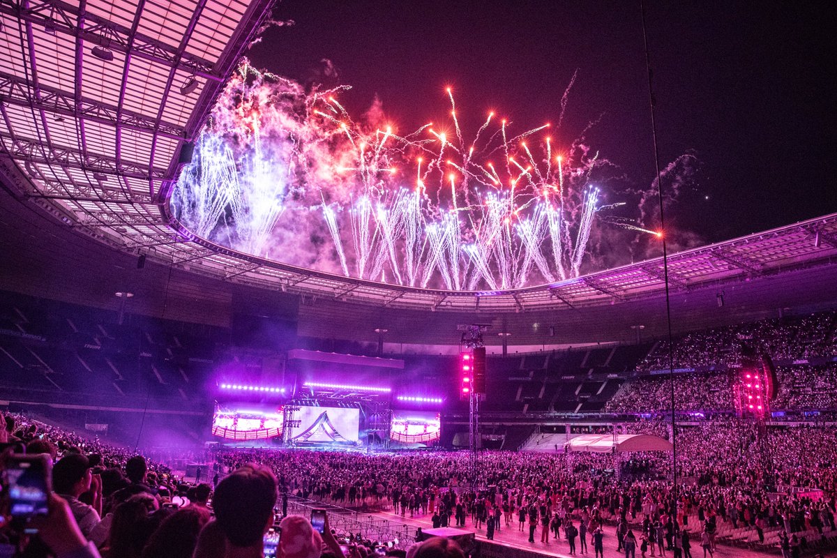 Stade de France (@stadefrance) on Twitter photo 🔥 J-1 : BLACKPINK au <a href="/StadeFrance/">Stade de France</a> !
📢 Préparez votre venue au Stade de France.
⏰ Ouverture des portes : 18h
🚇 Privilégiez les transports en commun
🎶 Début du show : 20h
Toutes les infos ici: urlr.me/dQtsv5
#BLACKPINK 🔥 J-1 : BLACKPINK au <a href="/StadeFrance/">Stade de France</a> !
📢 Préparez votre venue au Stade de France.
⏰ Ouverture des portes : 18h
🚇 Privilégiez les transports en commun
🎶 Début du show : 20h
Toutes les infos ici: urlr.me/dQtsv5
#BLACKPINK