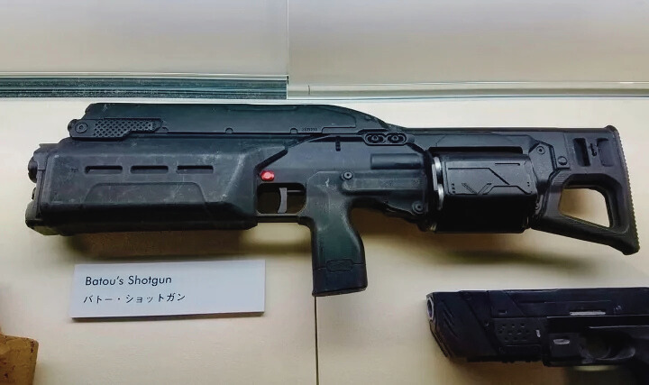 Y2KKAIN's tweet photo. The live action Ghost in the Shell movie didn't do the source material justice… but wow, the guns were pure eye candy. https://t.co/EXnwee5rJM