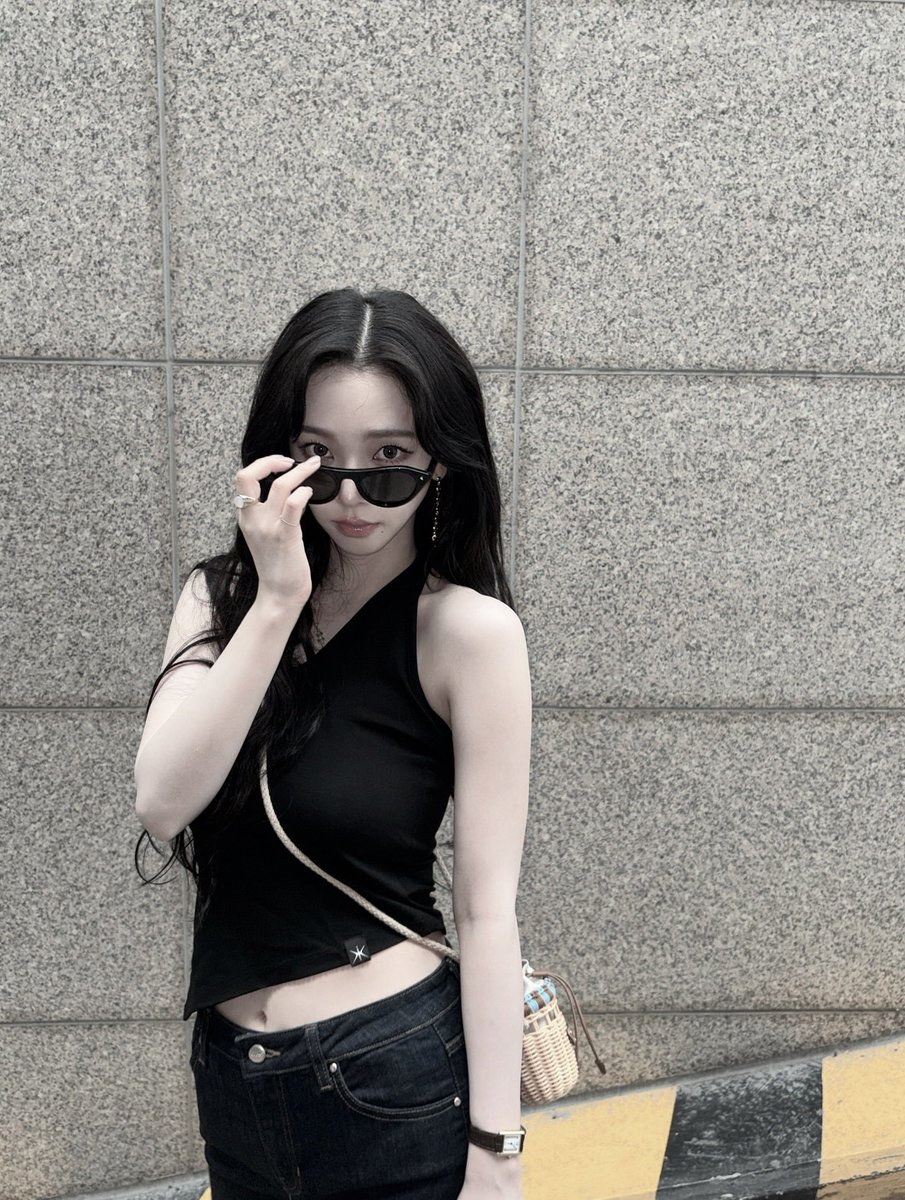 Eyes on me, always. 🥢