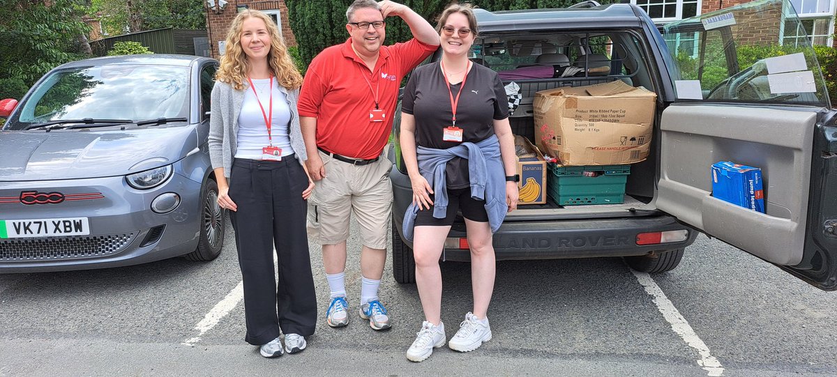 NaptonLocks's tweet image. Car packed ready for @MytonHospices #cyclechallenge Preston on Stour on Sunday expecting 197 fit 100 milers
See you from 7.15am onwards bright &amp;amp; breezy