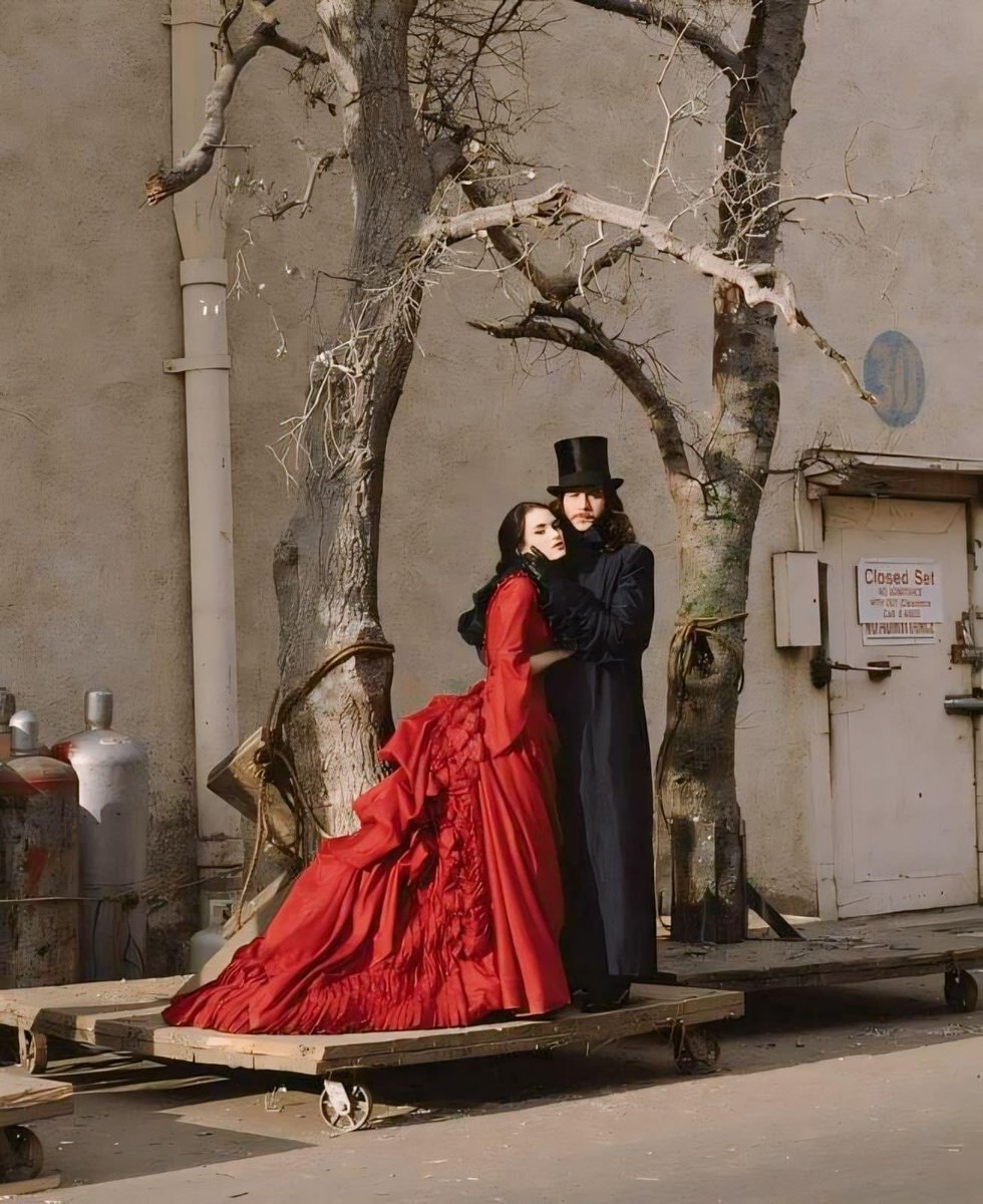 Gary Oldman and Winona Ryder photographed by Herb Ritts for Bram Stoker’s Dracula (1992)