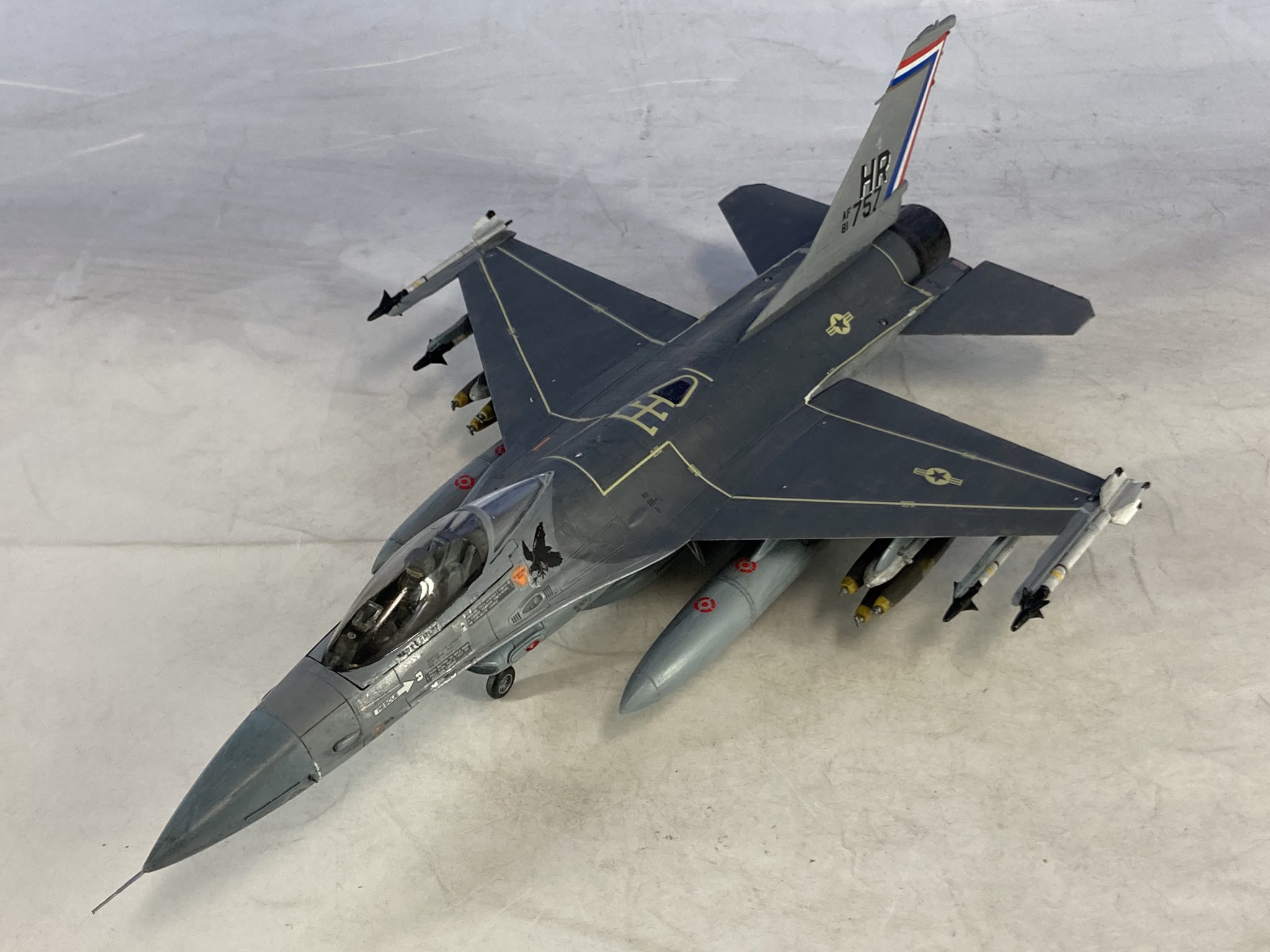 34▢戦闘機13点まとめ ＜F-16C、F/A-18ほか＞ NH0501-9 F-16.net - The ultimate F-16, F-35 and F-22 reference