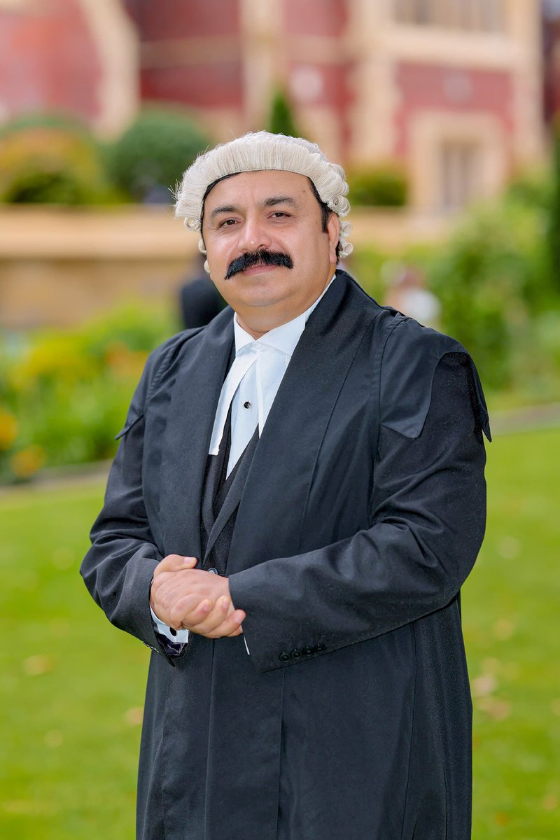 rizwansolicitor's tweet photo. Grateful to Share a Milestone | Called to the Bar of The Honourable Society of Lincoln's Inn 

I am honoured to share that on 24 July 2025, I was formally called to the Bar at Lincoln’s Inn. https://t.co/4ZPejzbNev