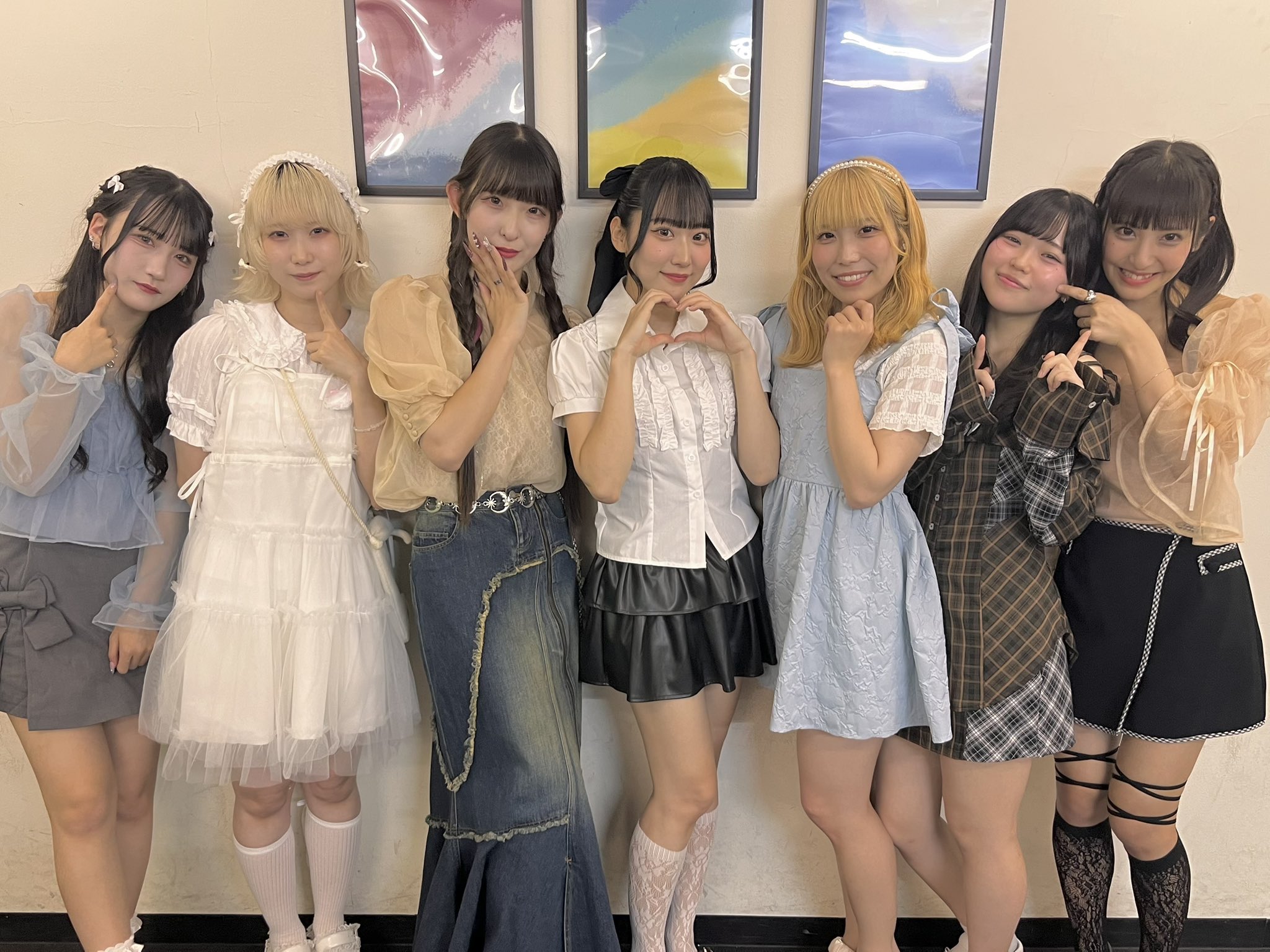 可愛いって言わないと呪う！公式 on X: 
