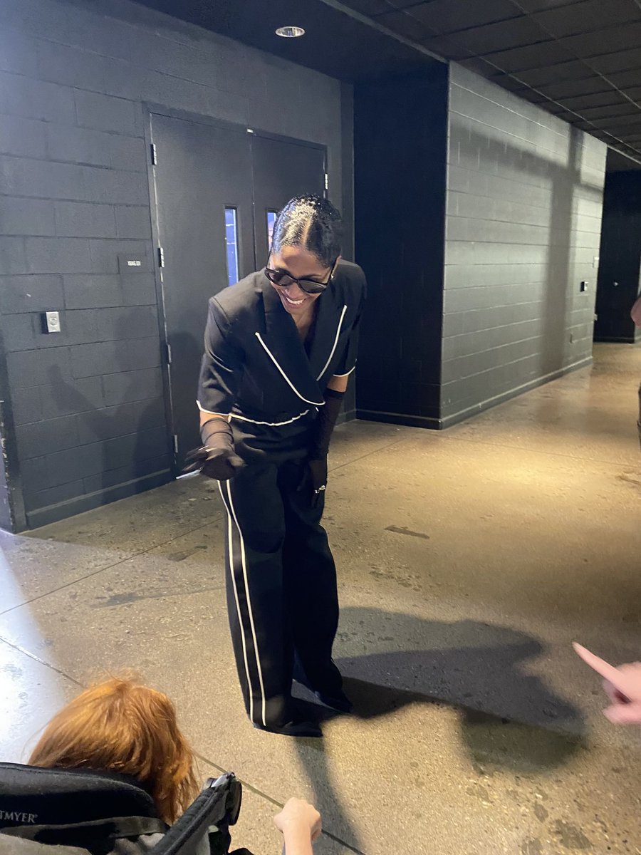 CoachofMein tweet media