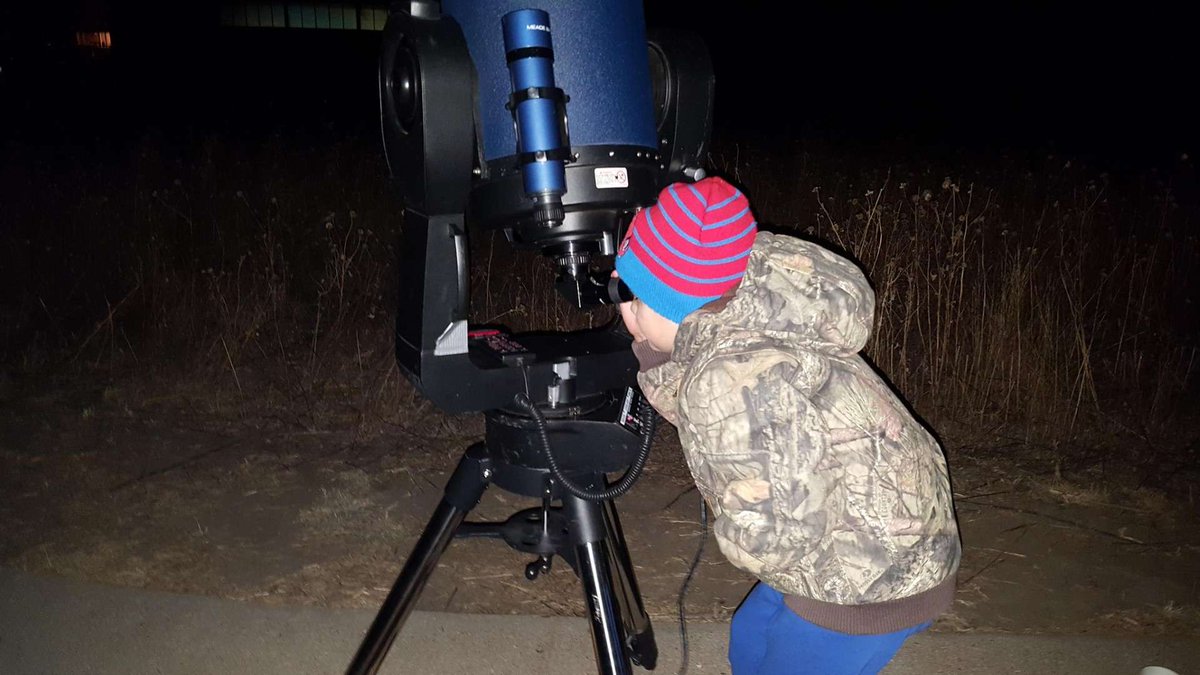 Join the Kansas Wetlands Education Center for a free, family-friendly Meteor Watch Party on Tuesday, Aug. 12, 8:30–10:30 p.m.

Peak viewing of the Swift-Tuttle comet means a sky full of meteors—don’t miss this unique summer night!