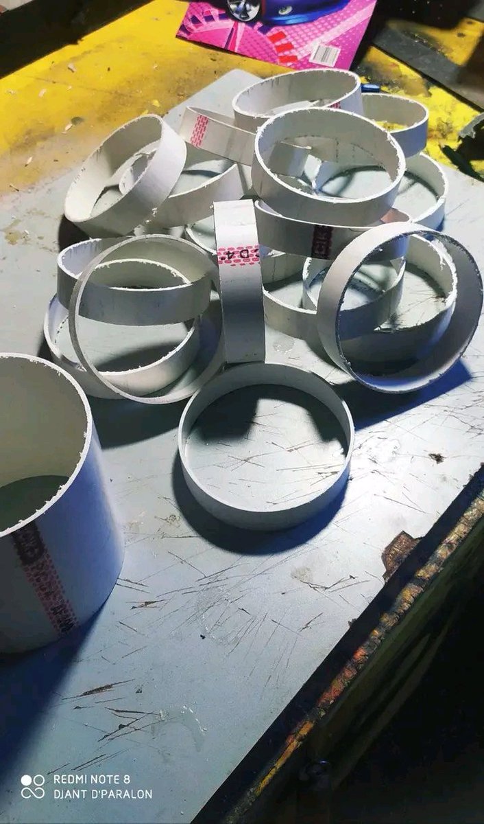 HezronMtei's tweet image. Taa zetu zinatengenezwa kwa oda (custom made)
⏳ Muda wa maandalizi: siku 3 hadi 5
📍Tunatuma popote Tanzania
📞 Piga/WhatsApp: 0653 348 672

🛒 Toa oda yako mapema. Taa zako zinangoja kutengenezwa!

#TaaZaMapambo #LightDecor #LightAuraCreations #TaaZaNdani #MapamboYaNyumbani