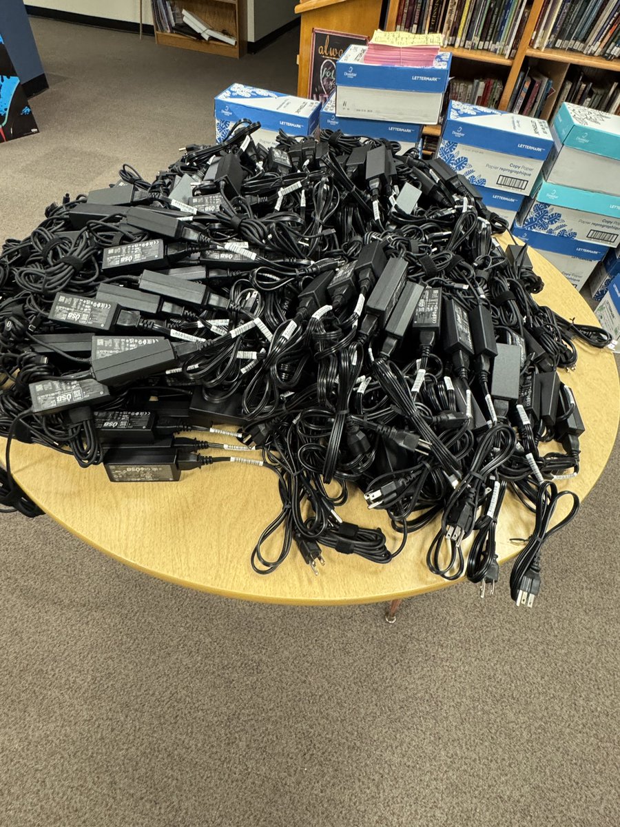 cobyculbertson's tweet photo. 🖥️💼 Thousands of devices. Countless hours. Zero shortcuts.

@dbqschools tech team is refreshing student &amp; staff devices so learning starts strong on Day 1. 🎒⚡

👏 Big thanks to the crew powering up the school year before it even begins!

#EdTech #BackToSchool  #ThankYouITTeam https://t.co/7f87DPt7mt