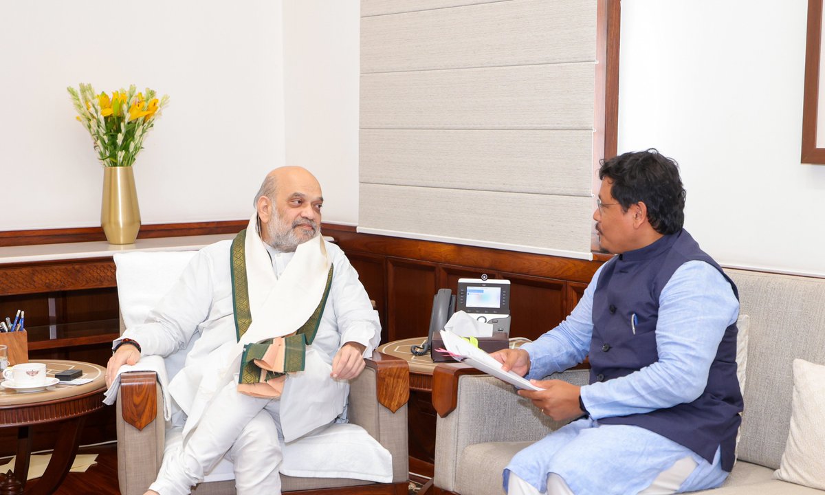 गृहमंत्री कार्यालय, HMO India (@hmoindia) on Twitter photo The Chief Minister of Meghalaya Shri <a href="/SangmaConrad/">Conrad K Sangma</a> called on Union Home Minister and Minister of Cooperation Shri <a href="/AmitShah/">Amit Shah</a>. The Chief Minister of Meghalaya Shri <a href="/SangmaConrad/">Conrad K Sangma</a> called on Union Home Minister and Minister of Cooperation Shri <a href="/AmitShah/">Amit Shah</a>.