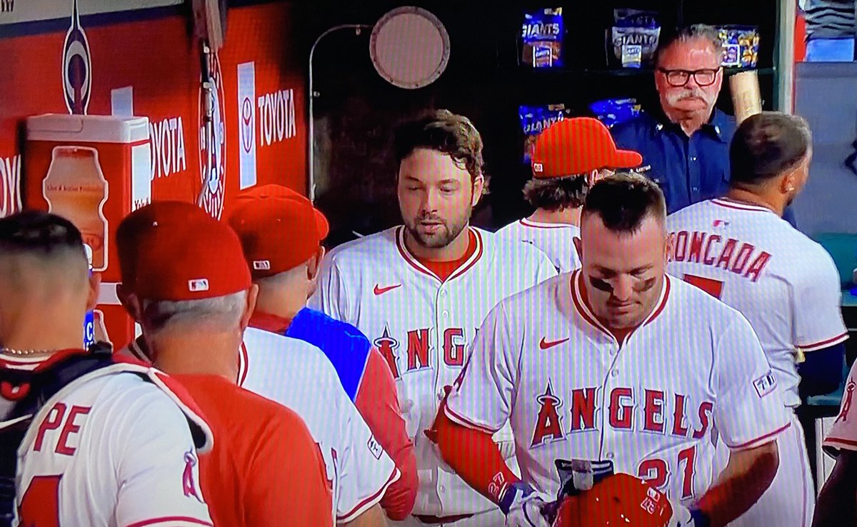 The White Sox are in town for a 3-game series. Gametime tonight 6:38pm. The Trade Deadline is behind us. Now we have to WIN some games. Let’s Go Angels!❤️😇⚾️ #Angels #RepTheHalo