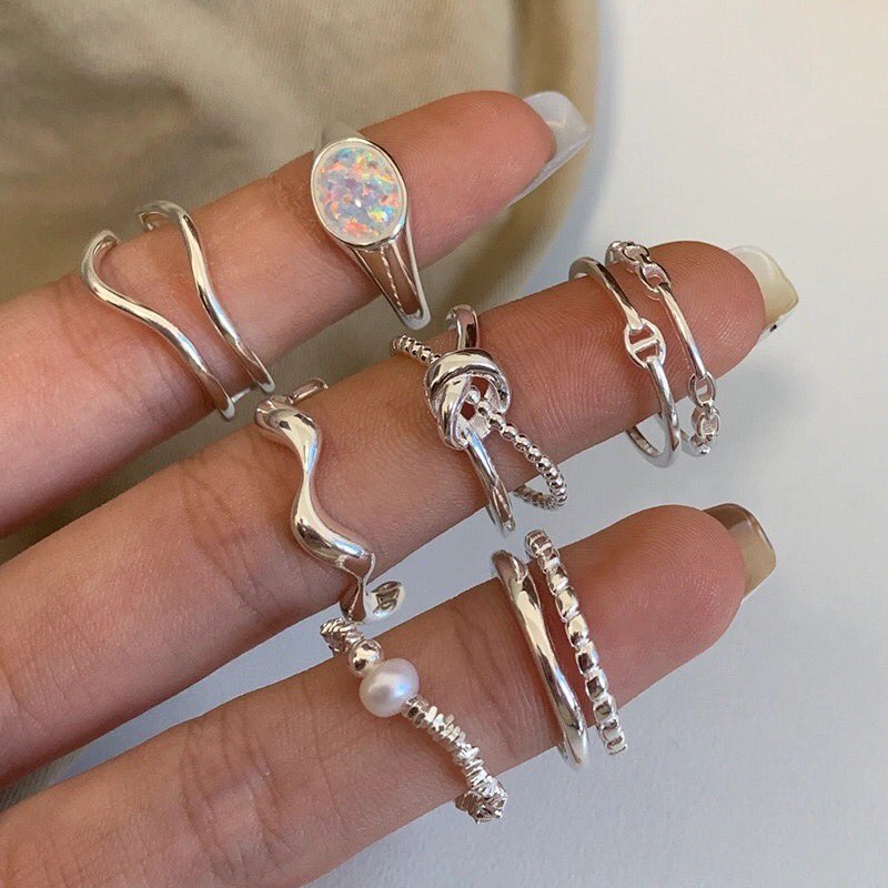 Nis1624747's tweet image. Cincin aesthetic💅🏻💋💃
Belinya disini ya👉 s.shopee.co.id/40VziFZWpO

#ring #cincin #aksesoris #fyp