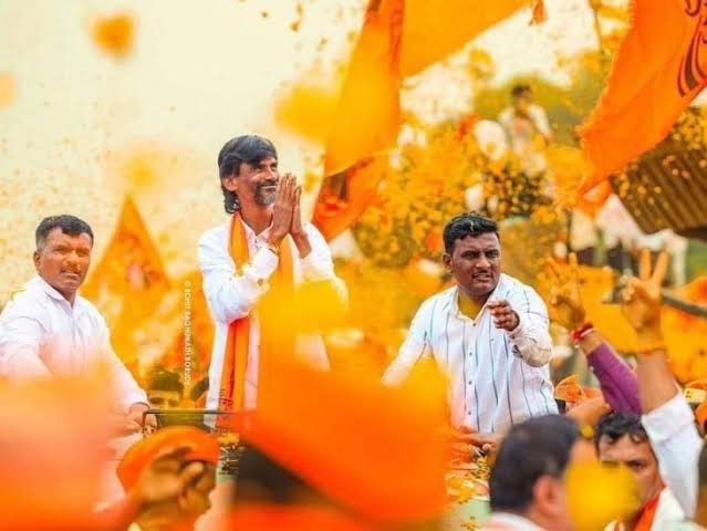 Shubhamhande007's tweet photo. संघर्षयोध्दा श्री.मनोजदादा जरांगे पाटील यांना वाढदिवसाच्या हार्दिक शुभेच्छा,आई तुळजा भवानी आपणांस उदंड आयुष्य देवो ही ईश्वरचरणी प्रार्थना.

(शेकडो पक्षांतील ,लाखो नेत्यांच्या स्वप्नातील आयुष्य जगणारा माणूस..)

#Manoj_Jarange_Patil https://t.co/LJcOeSliiJ