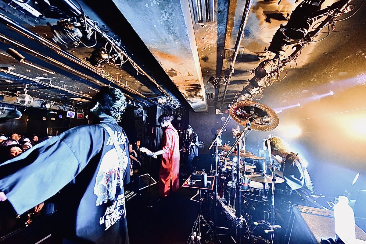 hazuki_lynch's tweet photo. ［STAFF］

8/1(金) アメリカ村 BEYOND[FC限定]〈SOLD OUT〉
HAZUKI
「TOUR’25 WAKE UP ØVERKILLER(S) ll"眞夏の魔の夢”」

THANKS!!!!!!!!!

［NEXT］8/2(土) ESAKA MUSE https://t.co/g0TovQWaXO