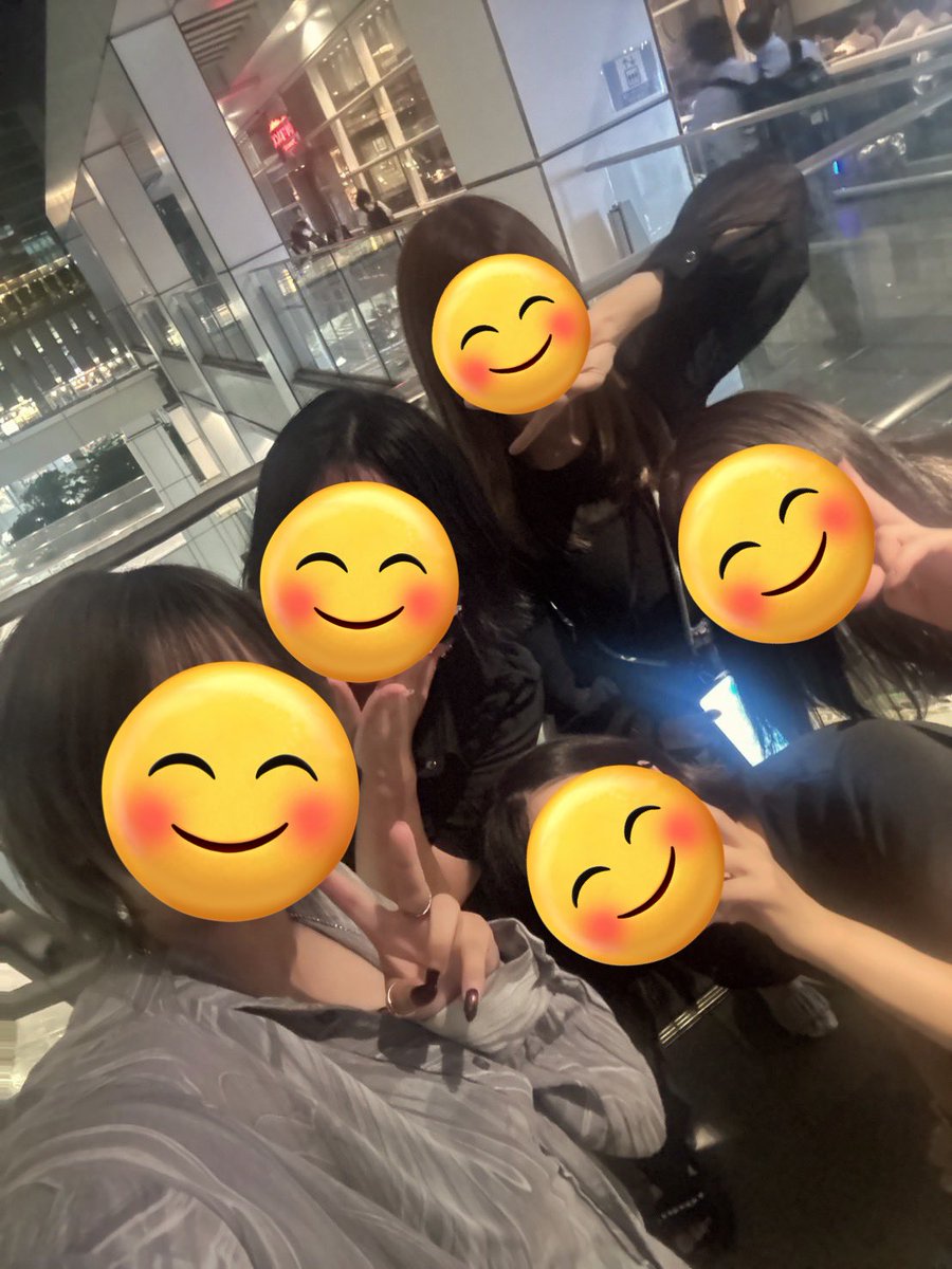 Chi_pubg's tweet photo. 華楽会🌸
みんなに会えてよかった🤍
楽しかったから帰るの寂しいー🥲

次は冬かな☃🤍

華楽は永久に不滅です🫰🏻 https://t.co/xmKKX9hDUQ