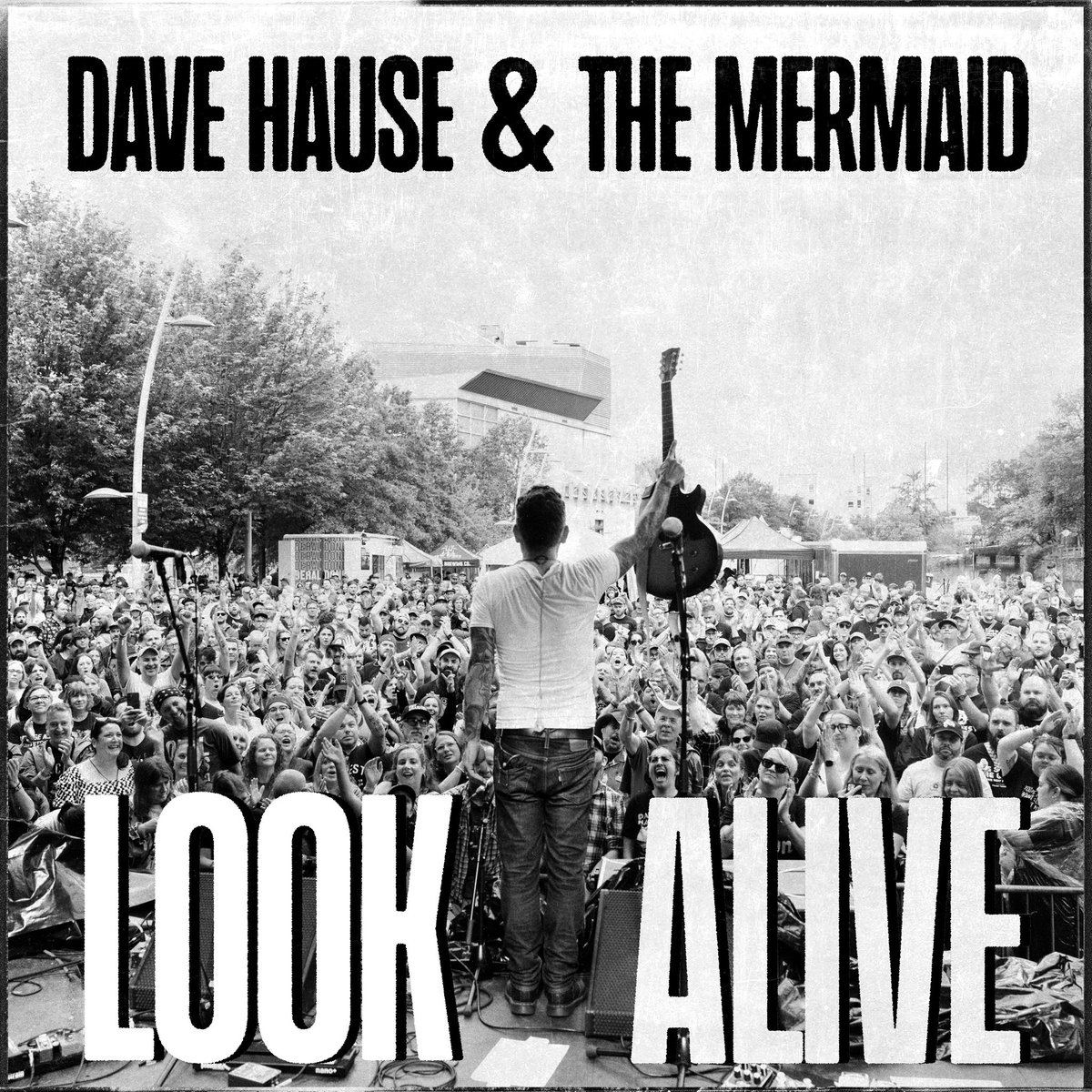 I wrote and recorded this song, Look Alive, with my friends Luke, Tim, Kevin and Mark. 
I hope you like it.

tunelink.to/Q1AaB