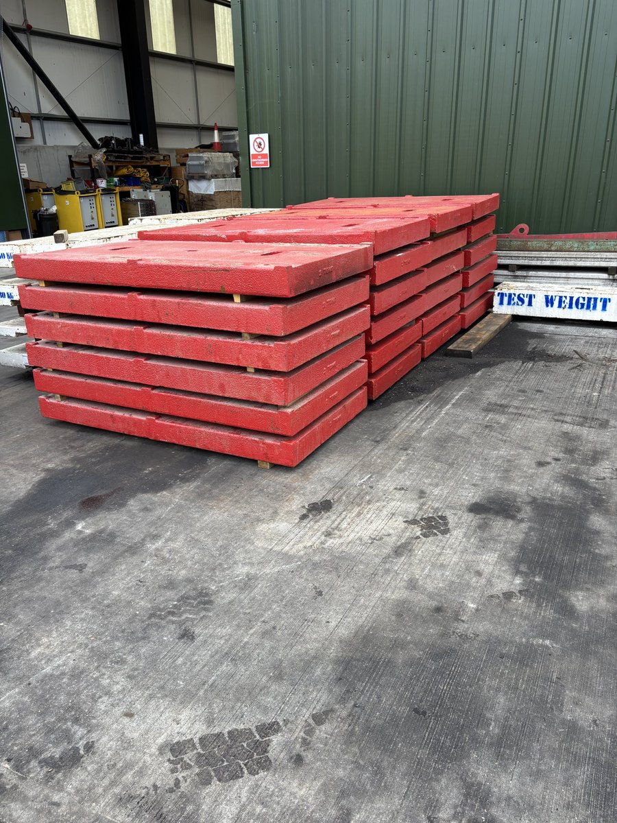 TestWeights's tweet image. Because of our ever increasing workload for overhead #crane testing, we have purchased three new 15t capacity  #TestWeights lifting cradles and slings.

Next week a new 62.5 ton cradle will also be available to go out on hire.
M &amp;amp; M test Weights called us today.
01384 254330.