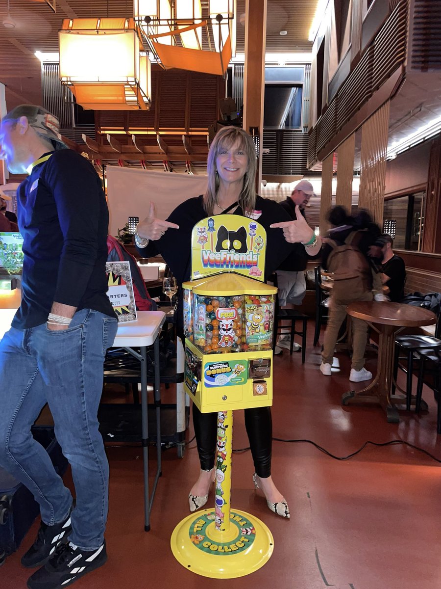 Joanimal (@joanimal_1) on Twitter photo SUPER FUN TIME LAST NIGHT hanging with my VEEFAM <a href="/veefriends/">VeeFriends</a> and <a href="/Midwest_Cards/">Midwest Cards</a> Canโt wait to set up our Veefriends Mini Vending machine soon at the new COLUMBUS SHOP!! LETS GOOOโฆ<a href="/jeremyknowsVF/">Jeremy Knows | VeeFriends</a> <a href="/ScottJochim/">Scott Jochim aka Mr. Sqwishy</a> SUPER FUN TIME LAST NIGHT hanging with my VEEFAM <a href="/veefriends/">VeeFriends</a> and <a href="/Midwest_Cards/">Midwest Cards</a> Canโt wait to set up our Veefriends Mini Vending machine soon at the new COLUMBUS SHOP!! LETS GOOOโฆ<a href="/jeremyknowsVF/">Jeremy Knows | VeeFriends</a> <a href="/ScottJochim/">Scott Jochim aka Mr. Sqwishy</a>