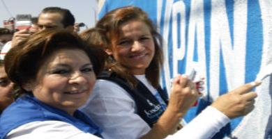SoyIsraman's tweet photo. Absuelven a Israel Vallarta...
Estuvo casi 20 años en la cárcel, por la maquinación de la siniestra #IsabelMiranda (dizque muerta).
Que no está demás señalar, era íntima de #GarcíaLuna , @FelipeCalderon y @Mzavalagc https://t.co/MsvtDpJS2L