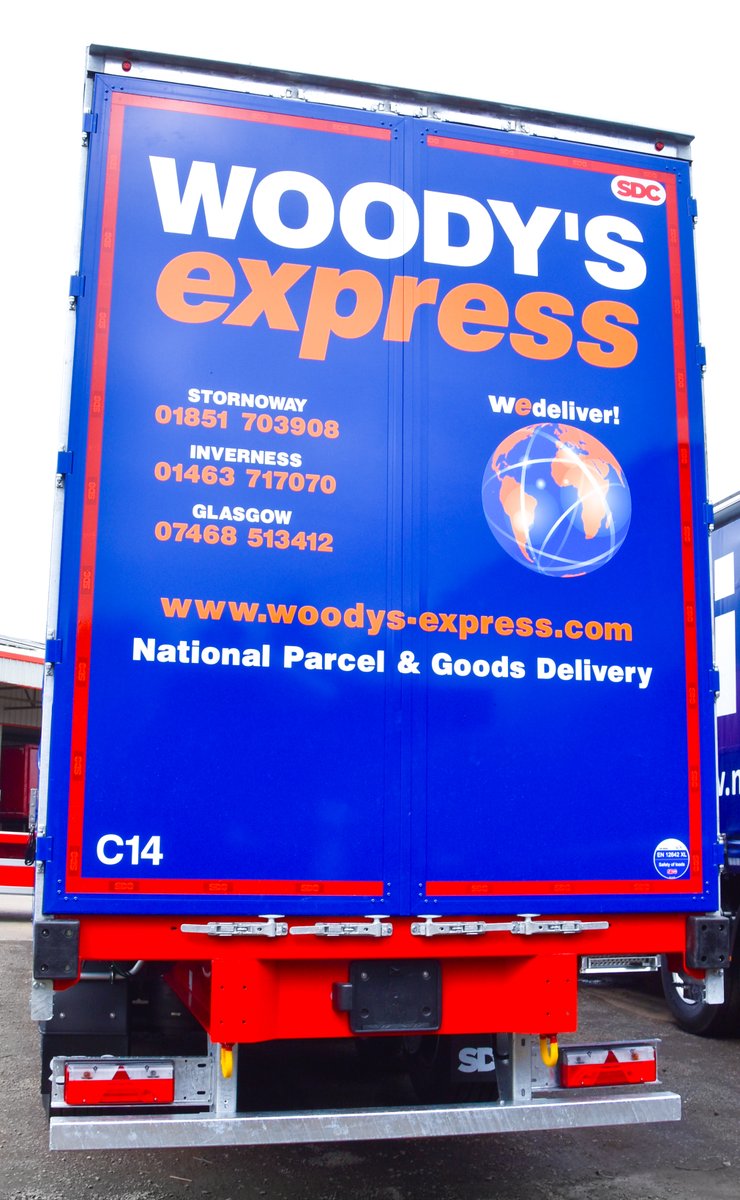We’re proud to be building 14 striking new Freespan Curtainsiders for Woody’s Express Parcels, featuring a mix of urban, Moffett Mounty, tail-lift and standard 13.7m trailers with varying heights to suit the operator’s transport requirements.
 
#RollingWithSDC #FleetDelivery