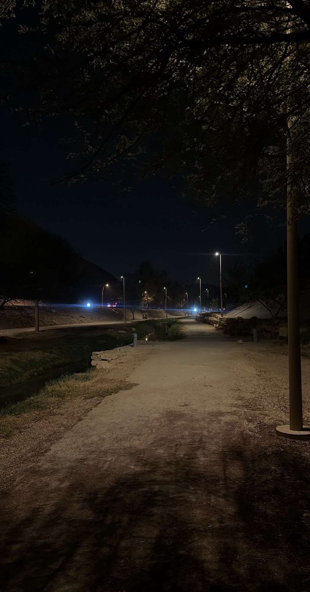 HummBuum's tweet image. و