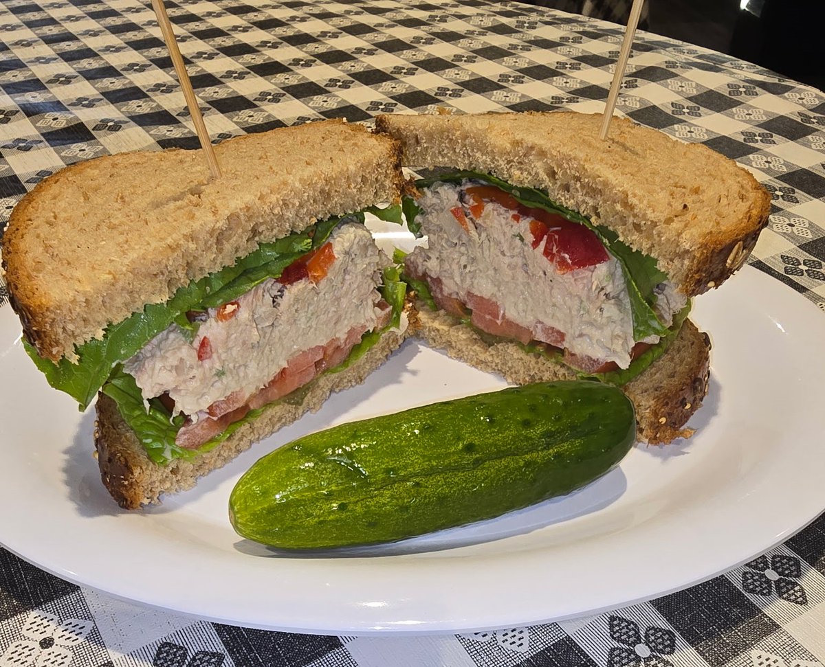 FRIDAY FEATURE: LA TIMES TUNA SPECIAL!

FRIDAY ONLY, save $2 on either size of our Sandwich

This isn't your average tuna sandwich - it's what happens when a deli that's obsessed with quality makes tuna 

#LATimesTuna #FridaySpecial #QualityMatters #SolidWhiteAlbacore #Hellmans