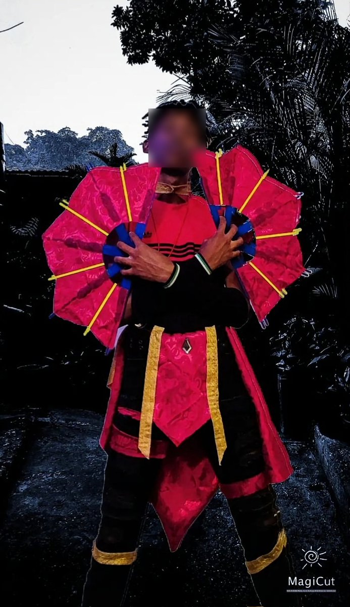From concept to costume
.
#MortalKombat #Kitana #princesskitana #mk1 #m1k #cosplay #costume #design