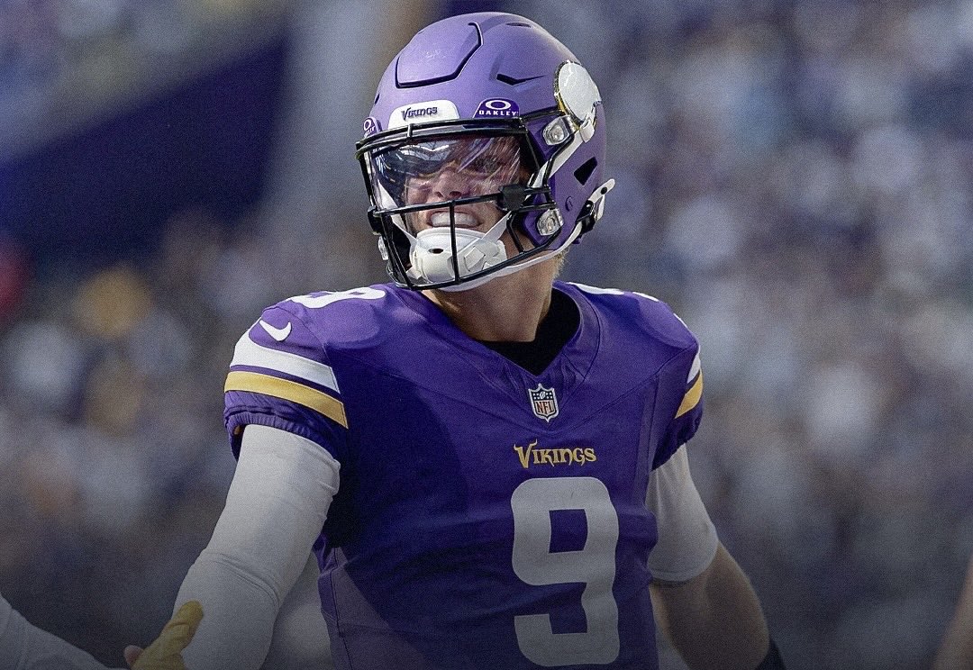 VikingzFanPage tweet media