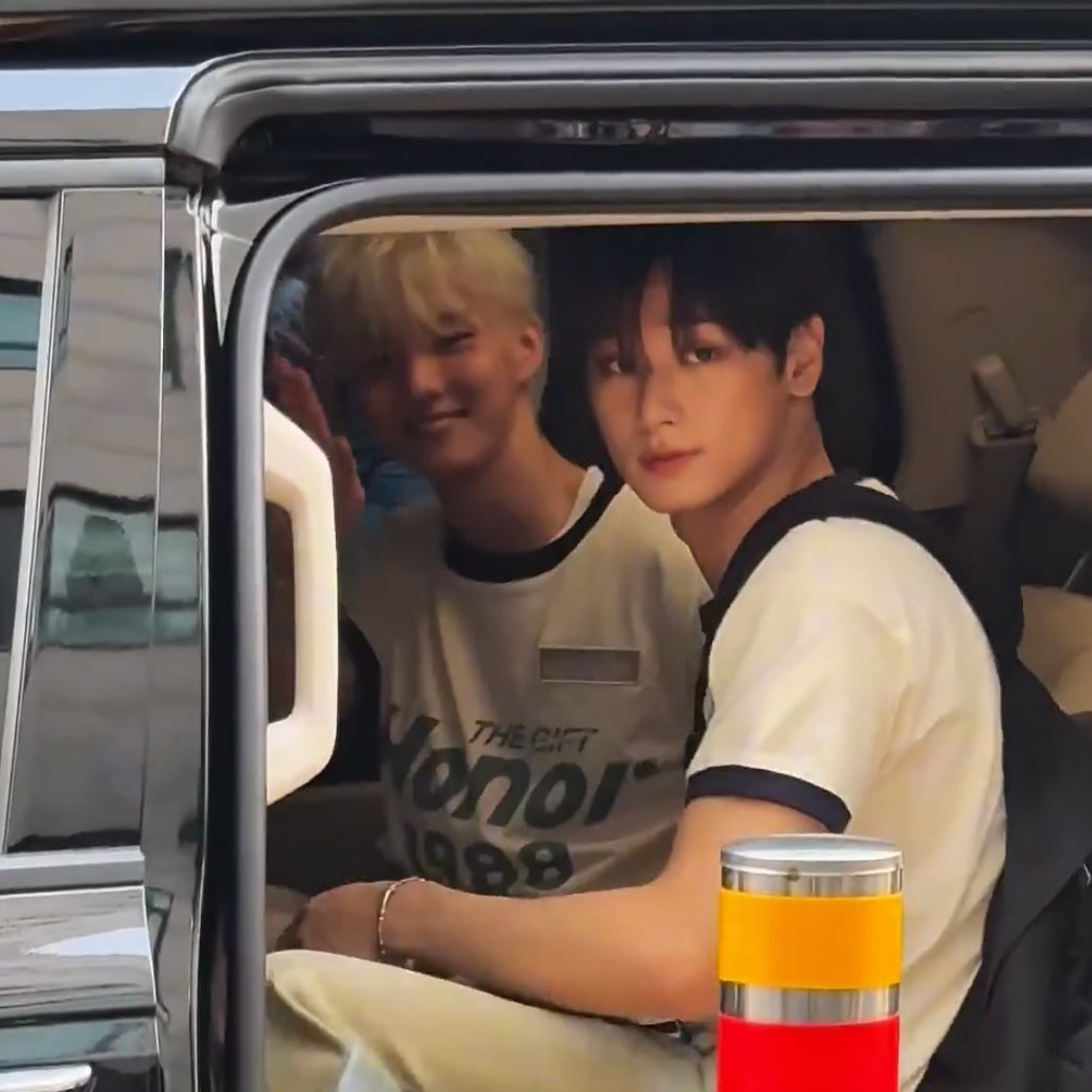 밤지 tweet media