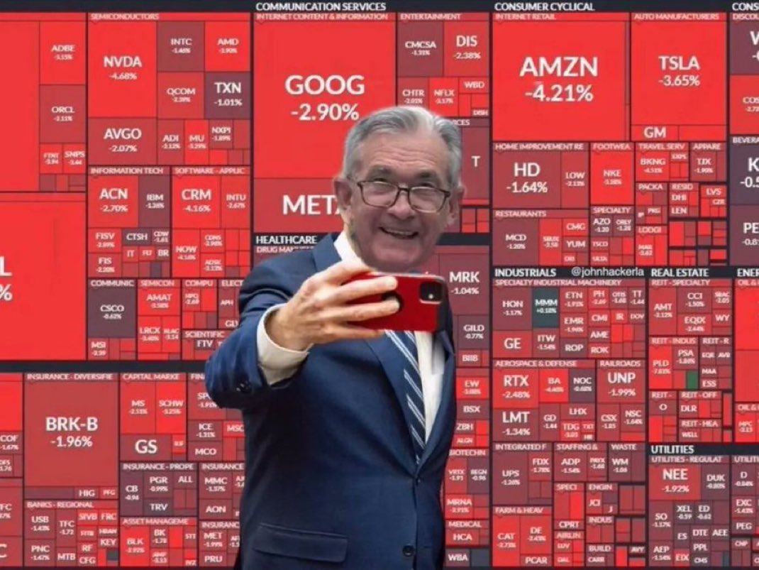TIME TO FIRE JEROME POWELL!! 
 
I can’t believe he would take a selfie like this…