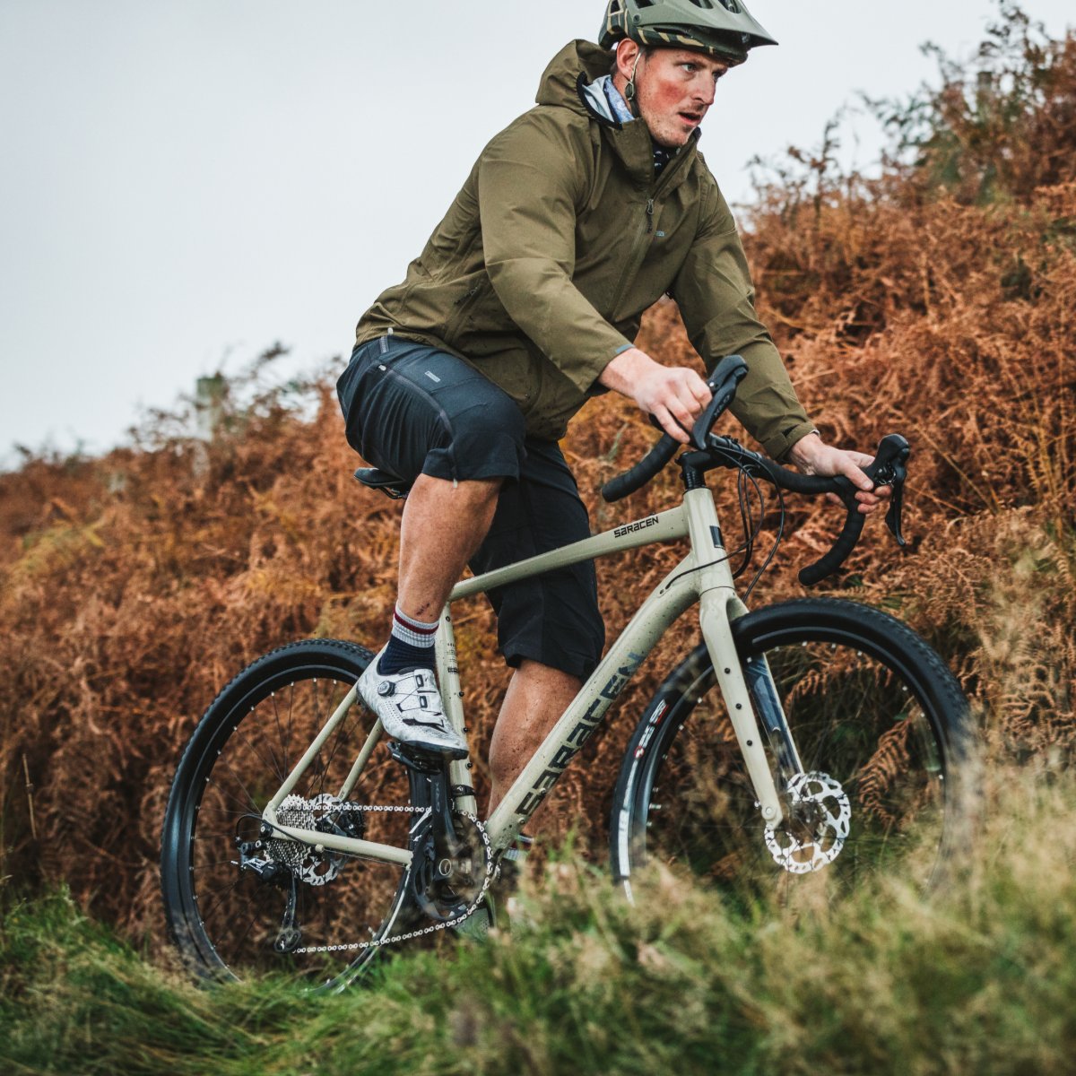 The Saracen Levarg is our bold take on what a gravel bike should be. Save big in our Great Gravel Sale — with huge discounts on all three Levarg models. 

Unleash your inner gravel demon.
saracen.co.uk/collections/gr…