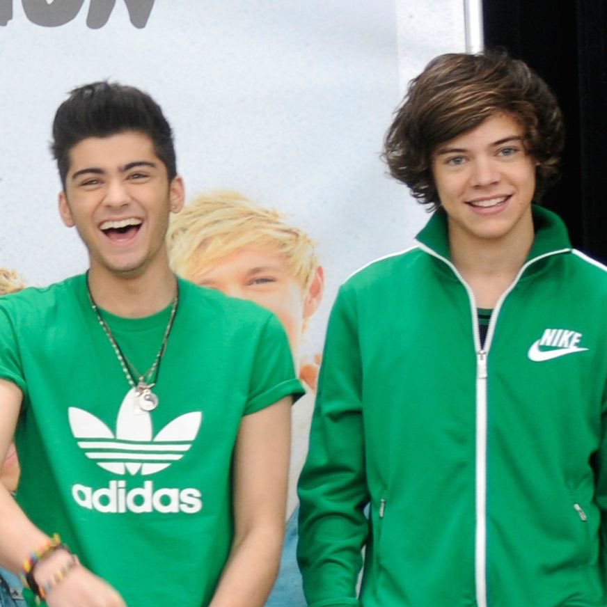 finelinefeeling's tweet image. this is who was making plans with Christabel Riley btw