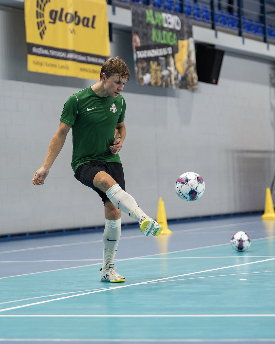 FC Nikers tweet media