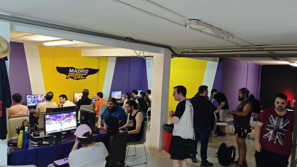 🎮 ¡Hoy hay quedada multi FGC en MadridFGC y ya estamos abiertos!
Trae tu mando, elige tu juego y únete a la comunidad.
📍 Nos vemos en la venue. ¡No te lo pierdas!